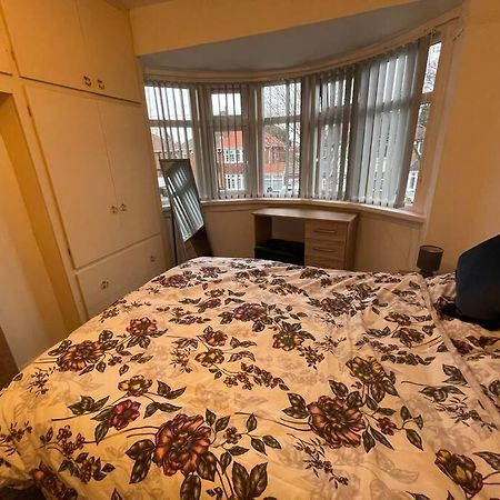 Large Beautiful 3 Bed House In City Of Birmingham Zewnętrze zdjęcie